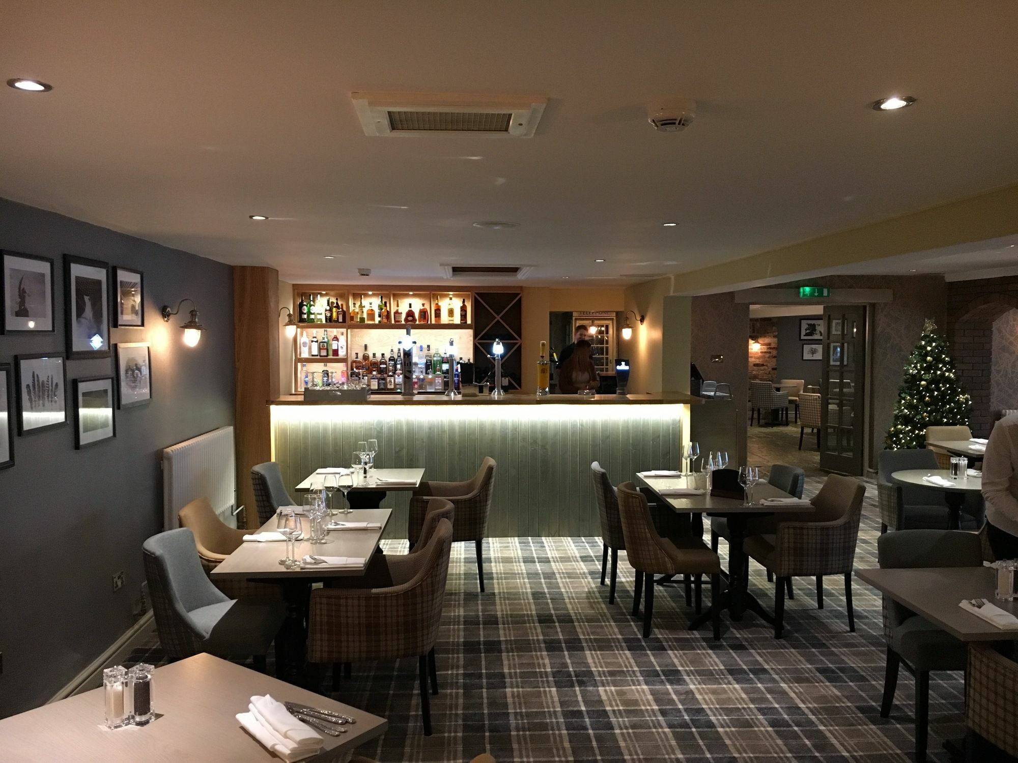 Wild Pheasant Hotel & Spa Llangollen Exterior photo
