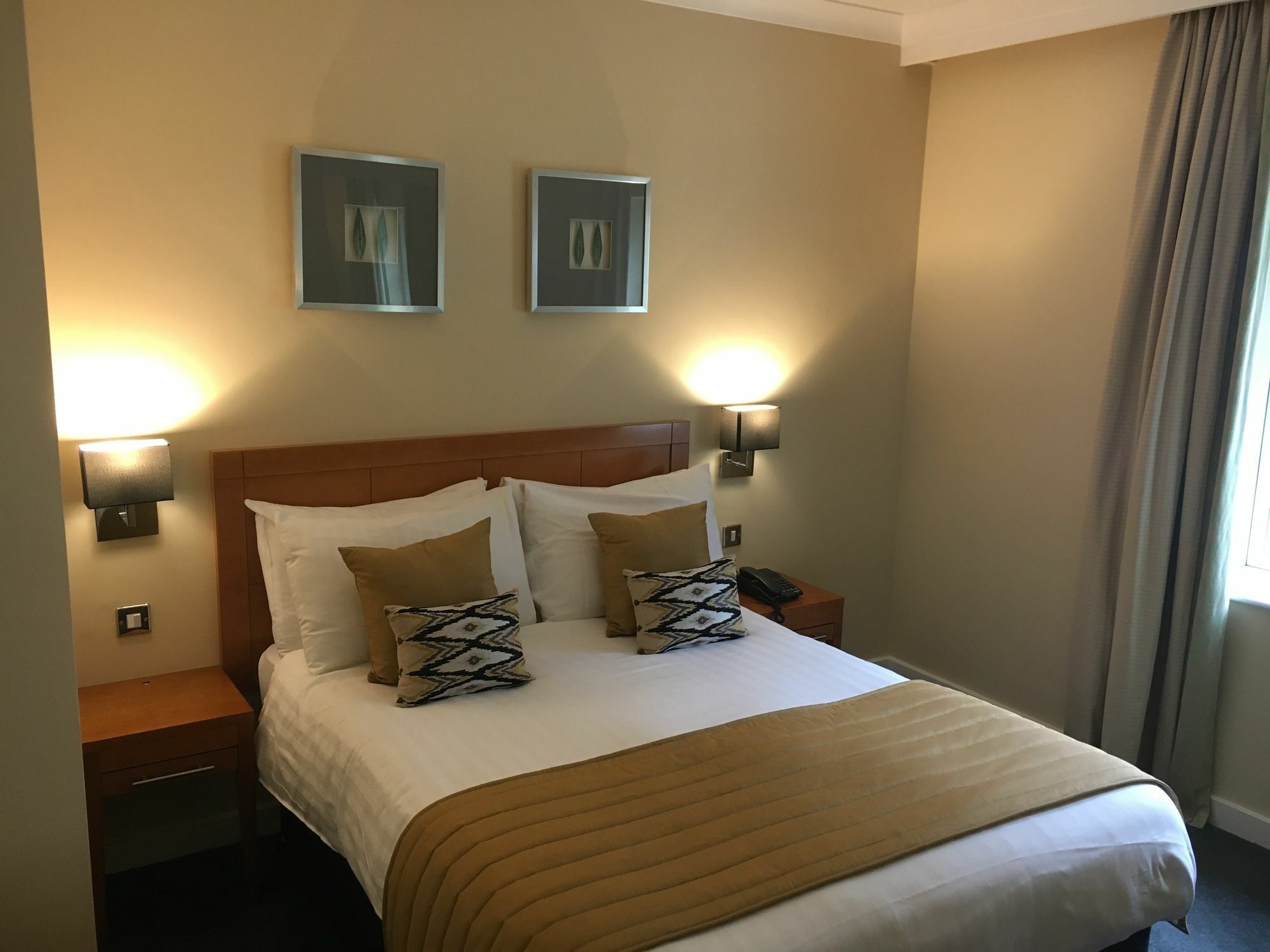 Wild Pheasant Hotel & Spa Llangollen Exterior photo