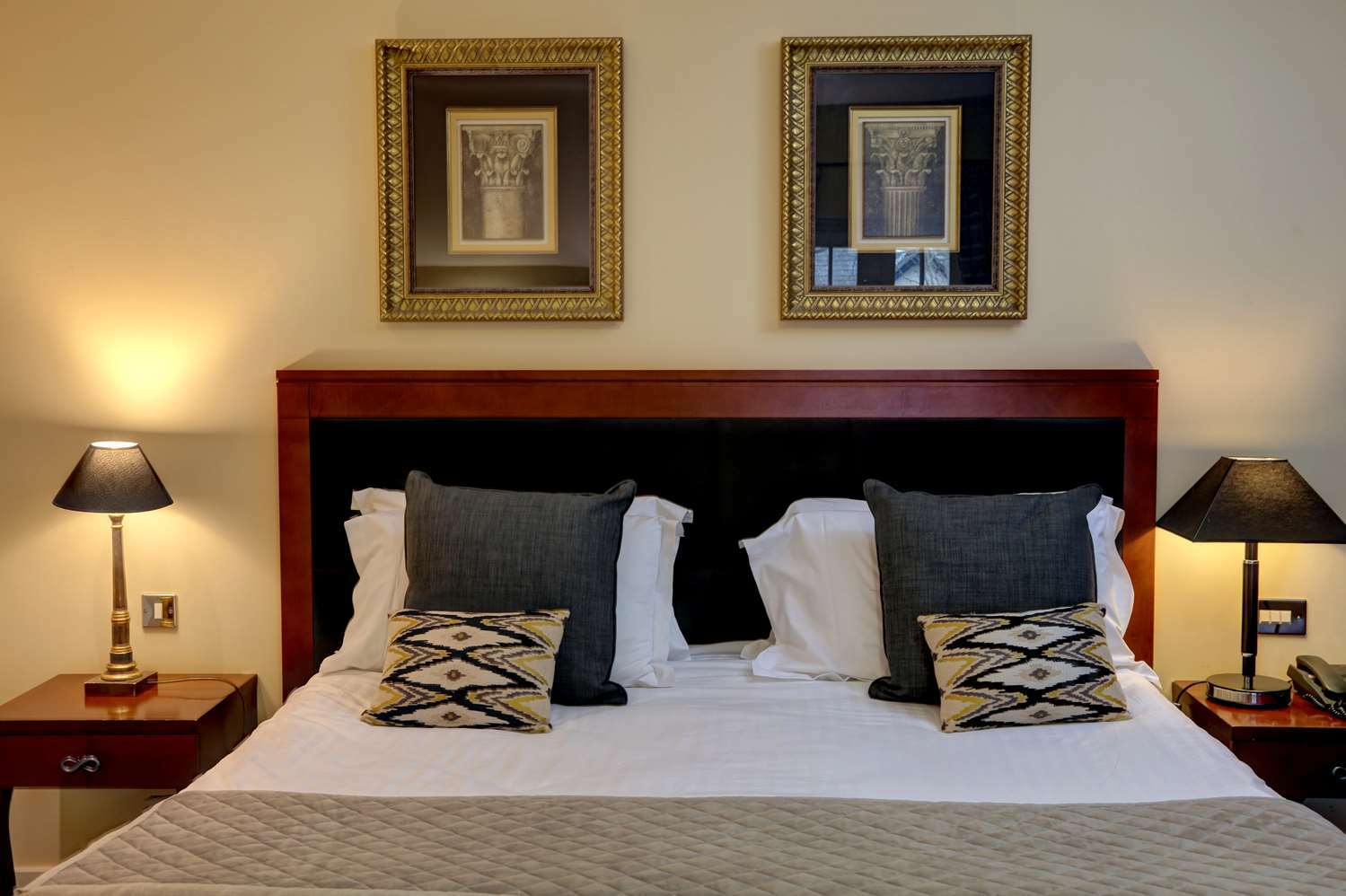 Wild Pheasant Hotel & Spa Llangollen Exterior photo