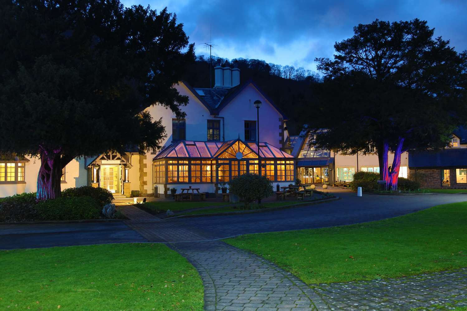 Wild Pheasant Hotel & Spa Llangollen Exterior photo
