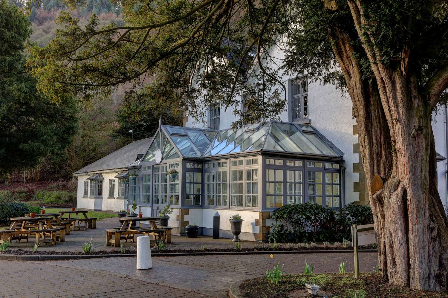 Wild Pheasant Hotel & Spa Llangollen Exterior photo