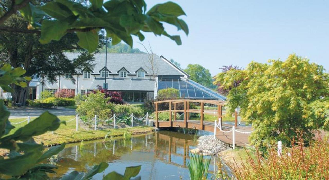 Wild Pheasant Hotel & Spa Llangollen Exterior photo
